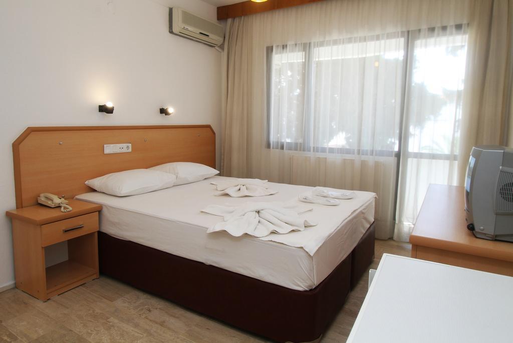 Goren Hotel Кешме Номер фото